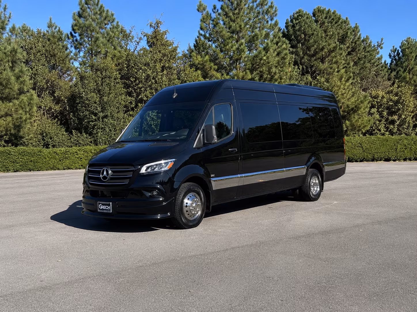 Las Vegas Airport Shuttle & Transportation party bus exterior